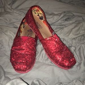 Red sequin Bobs
